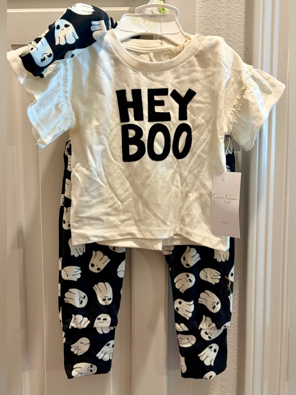 NWT JESSICA SIMPSON Size 3-6 Months White Top, Ghost Print Leggings & headband